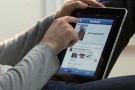 Facebook via smartphone e tablet Facebook via smartphone e tablet