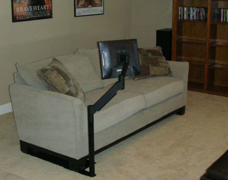 immagine di un divano che monta l\'easy chair mount