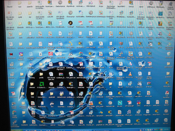 Foto del desktop di Windows 95 con file